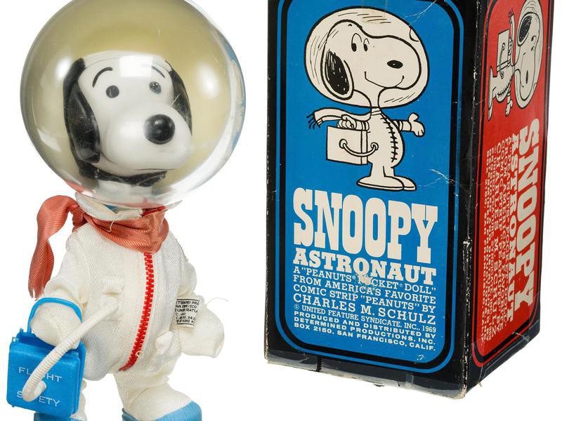 hallmark astronaut snoopy plush