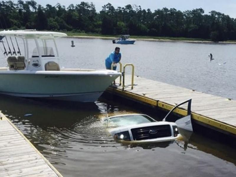 Hilarious Boating Fails Far & Wide