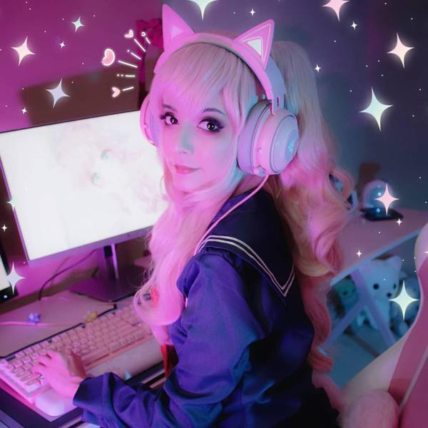 Top Gamer Girl Headset Has Pink Kitty Ears and Over 25K Fans on Amazon