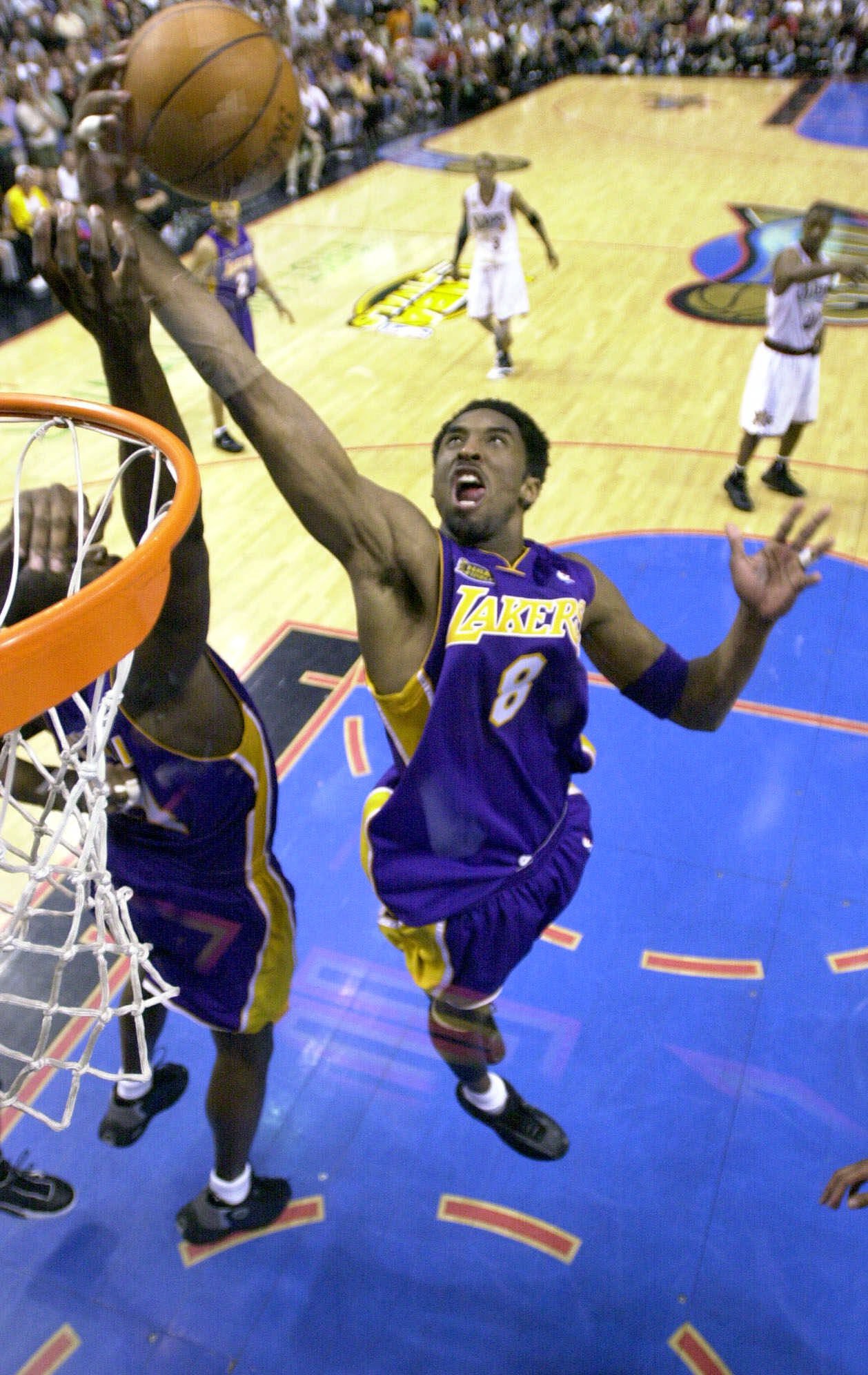 Kobe Bryants Basketball Career In Photos Stadium Talk 8086