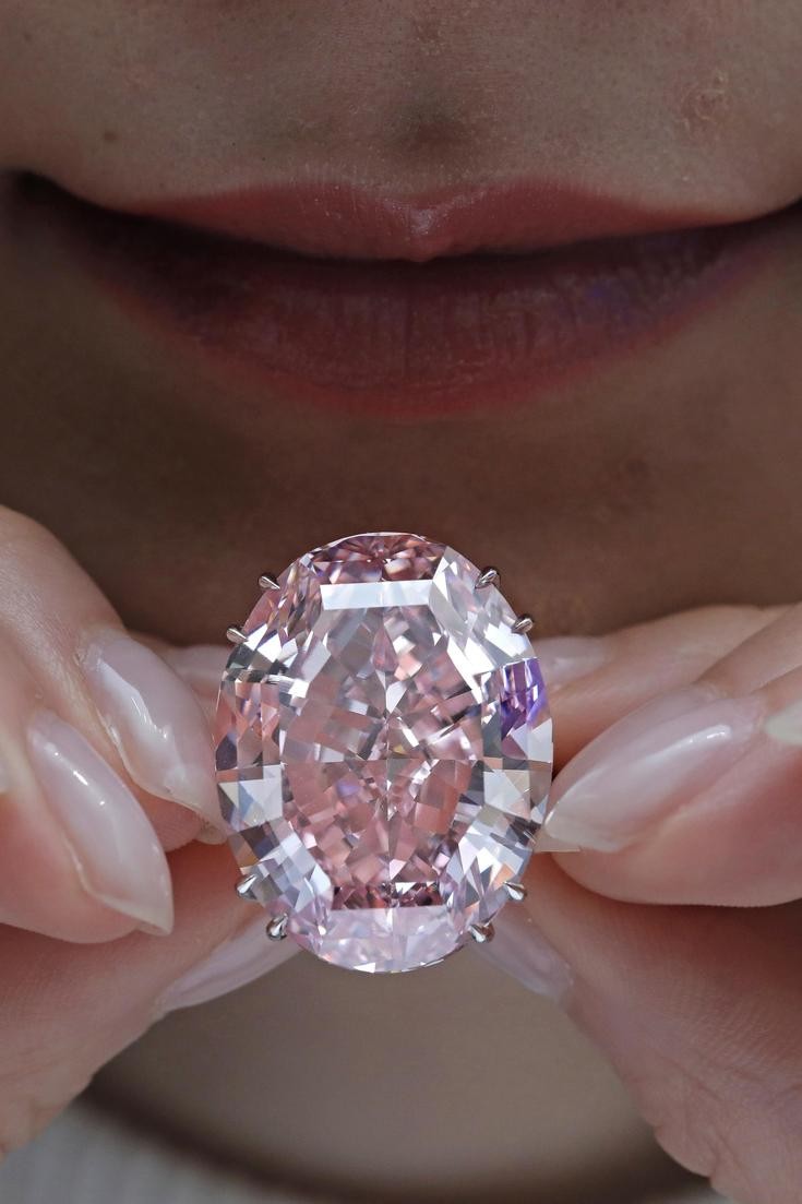 Rare, ancient and pink. The world's most valuable diamonds - BBC